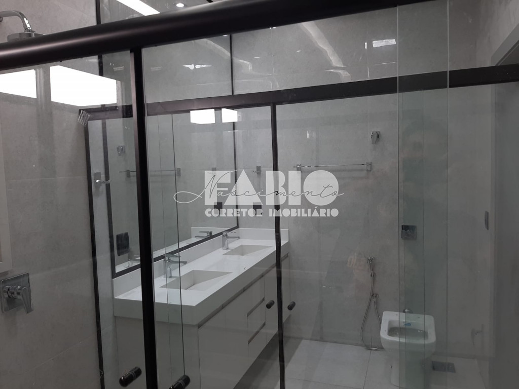 Casa de Condomínio com 3 quartos à venda, 260m² — foto 20 de 29