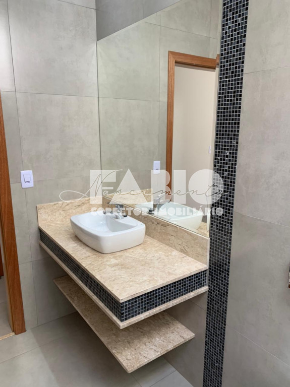 Casa de Condomínio com 3 quartos à venda, 175m² — foto 8 de 30