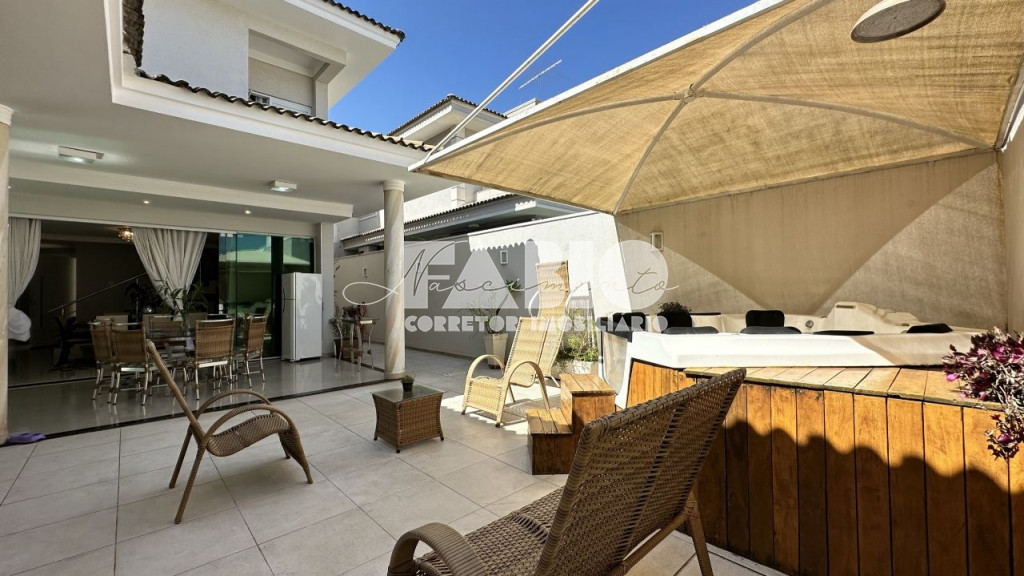 Casa de Condomínio com 4 quartos à venda, 310m² — foto 15 de 30