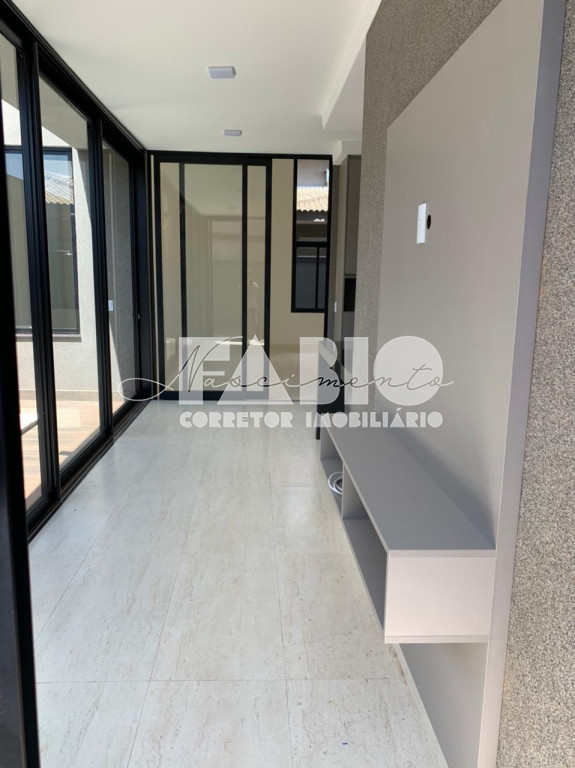 Casa de Condomínio com 3 quartos à venda, 250m² — foto 7 de 30