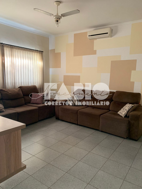 Casa com 3 quartos à venda, 180m² — foto 12 de 21