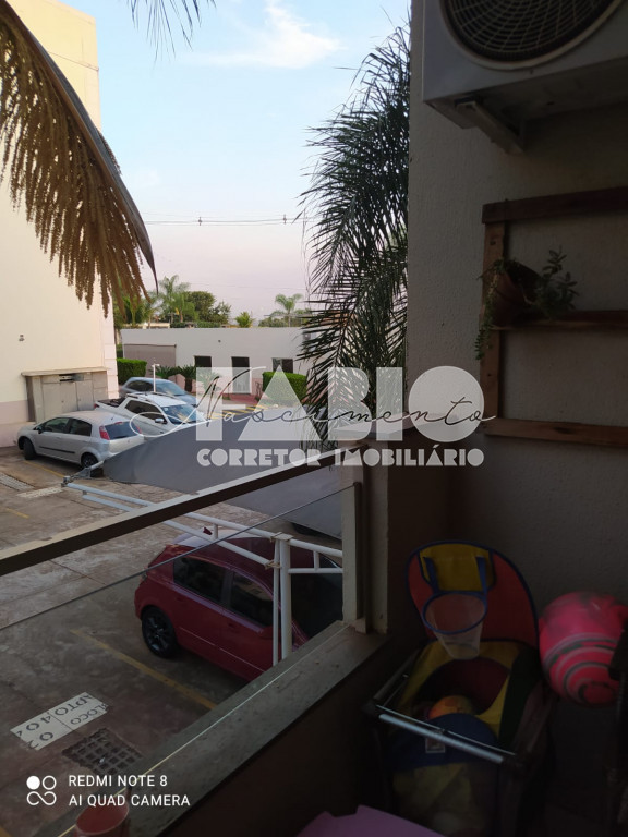 Apartamento com 2 quartos à venda, 60m² — foto 1 de 9