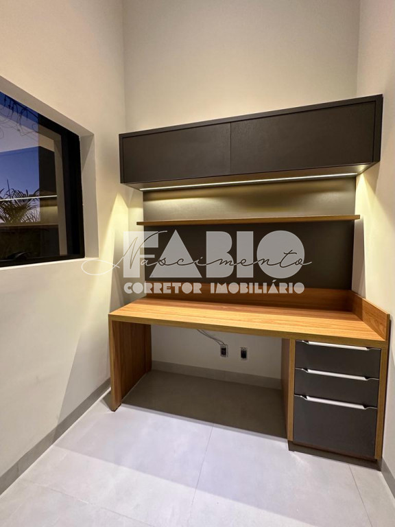 Casa de Condomínio com 3 quartos à venda, 160m² — foto 12 de 27