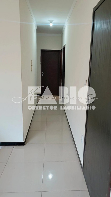 Casa com 3 quartos à venda, 122m² — foto 3 de 21