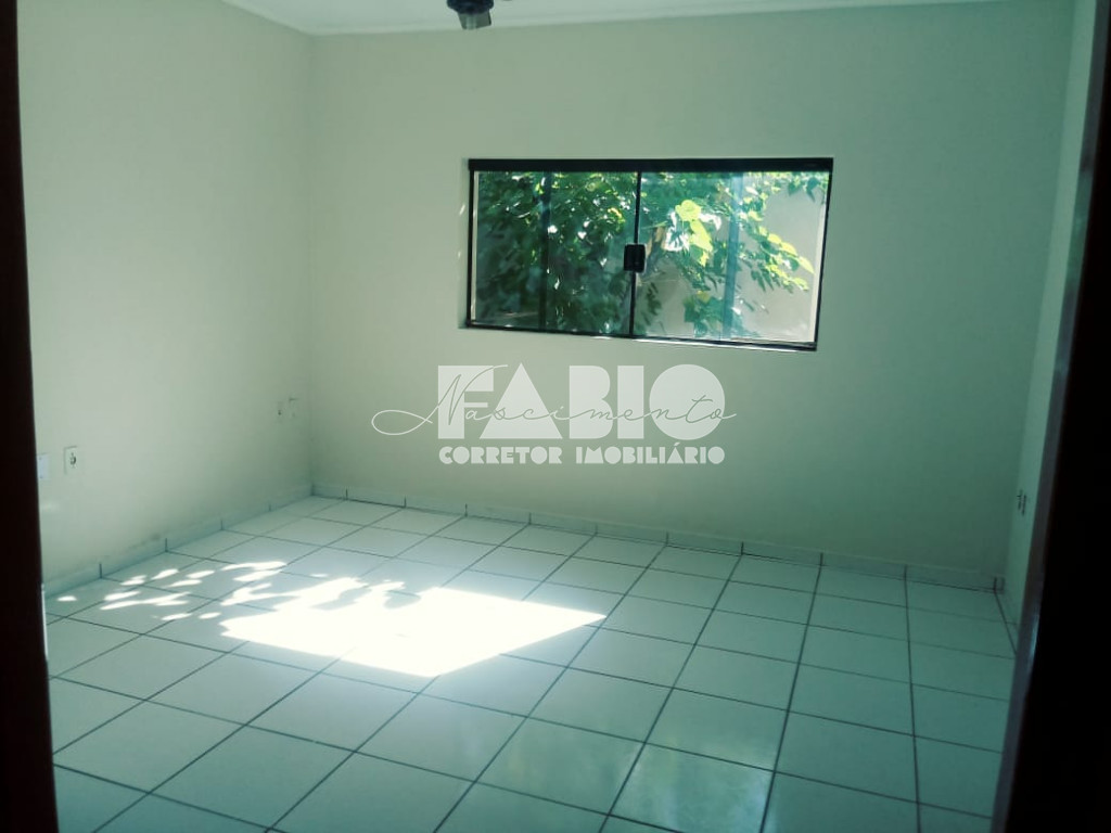 Casa com 3 quartos à venda, 130m² — foto 3 de 24