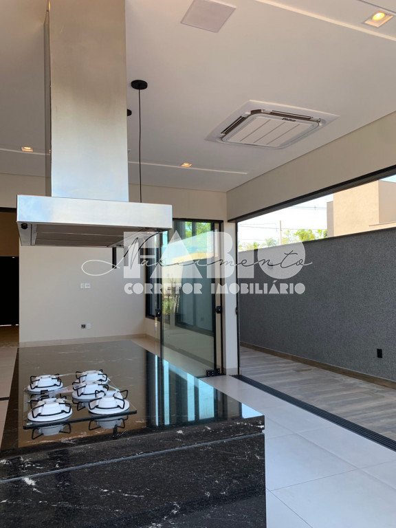 Casa de Condomínio com 3 quartos à venda, 210m² — foto 18 de 30