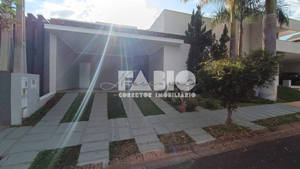 Casa de Condomínio com 4 quartos à venda, 164m² — foto 2 de 26