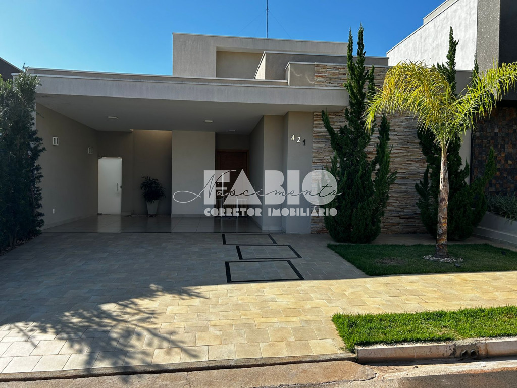 Casa de Condomínio com 3 quartos à venda, 170m² — foto 2 de 30