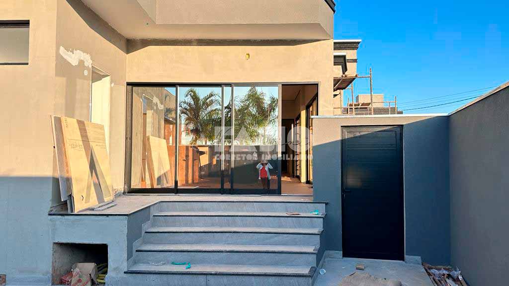 Casa de Condomínio com 3 quartos à venda, 202m² — foto 12 de 18
