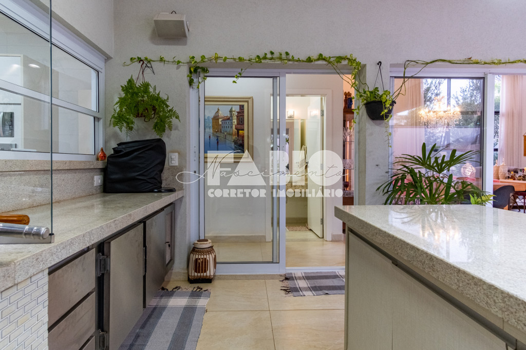 Casa de Condomínio com 3 quartos à venda, 260m² — foto 19 de 30