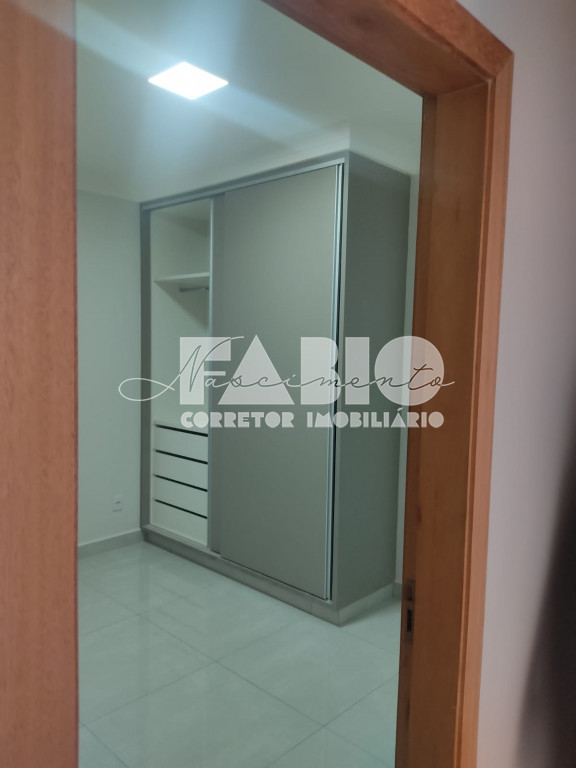 Casa de Condomínio com 3 quartos à venda, 253m² — foto 11 de 30