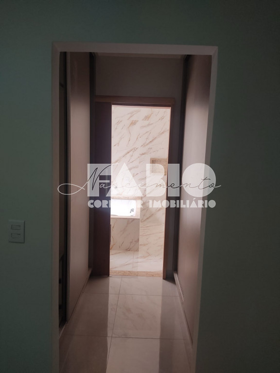 Casa de Condomínio com 3 quartos à venda, 253m² — foto 8 de 30