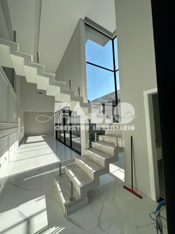 Casa de Condomínio com 3 quartos à venda, 300m² — foto 5 de 29