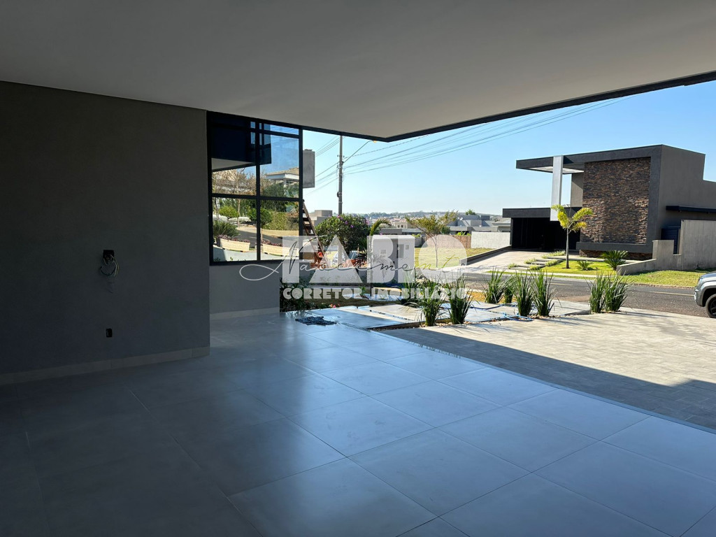 Casa de Condomínio com 3 quartos à venda, 300m² — foto 2 de 29