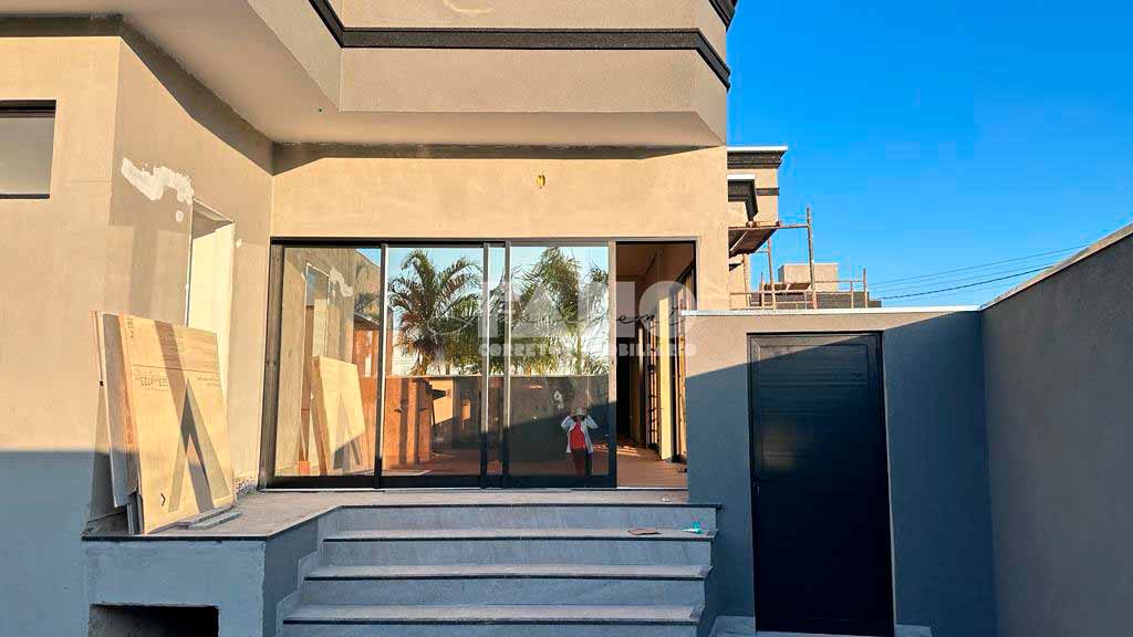 Casa de Condomínio com 3 quartos à venda, 202m² — foto 4 de 18