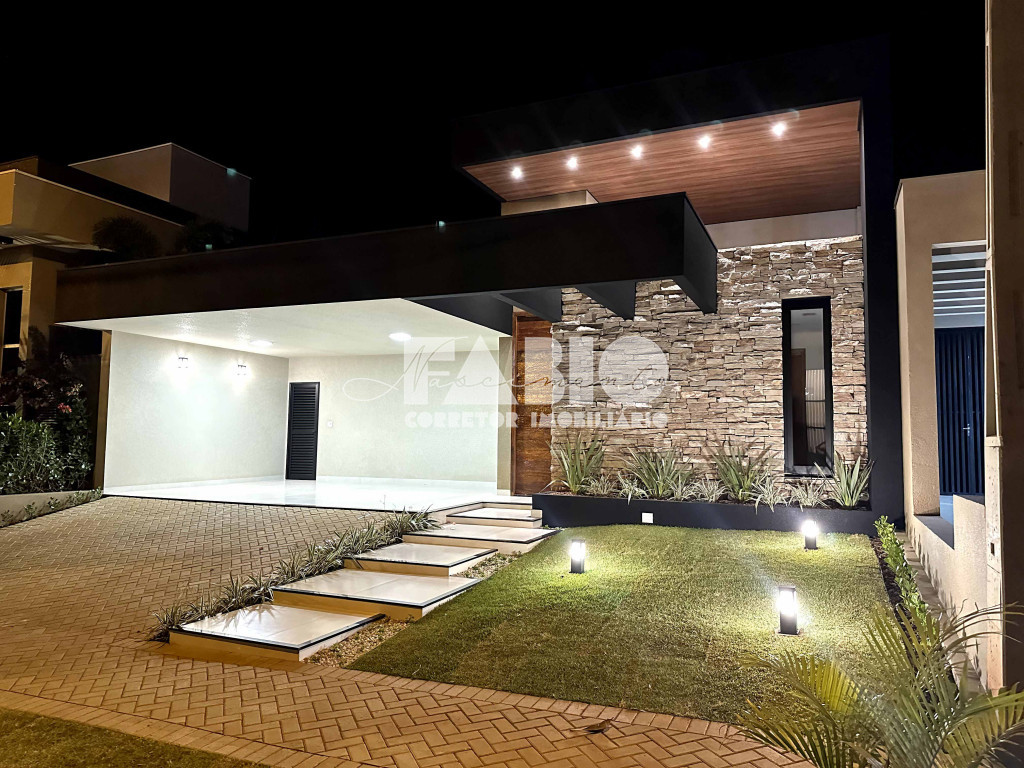 Casa de Condomínio com 3 quartos à venda, 227m² — foto 1 de 29