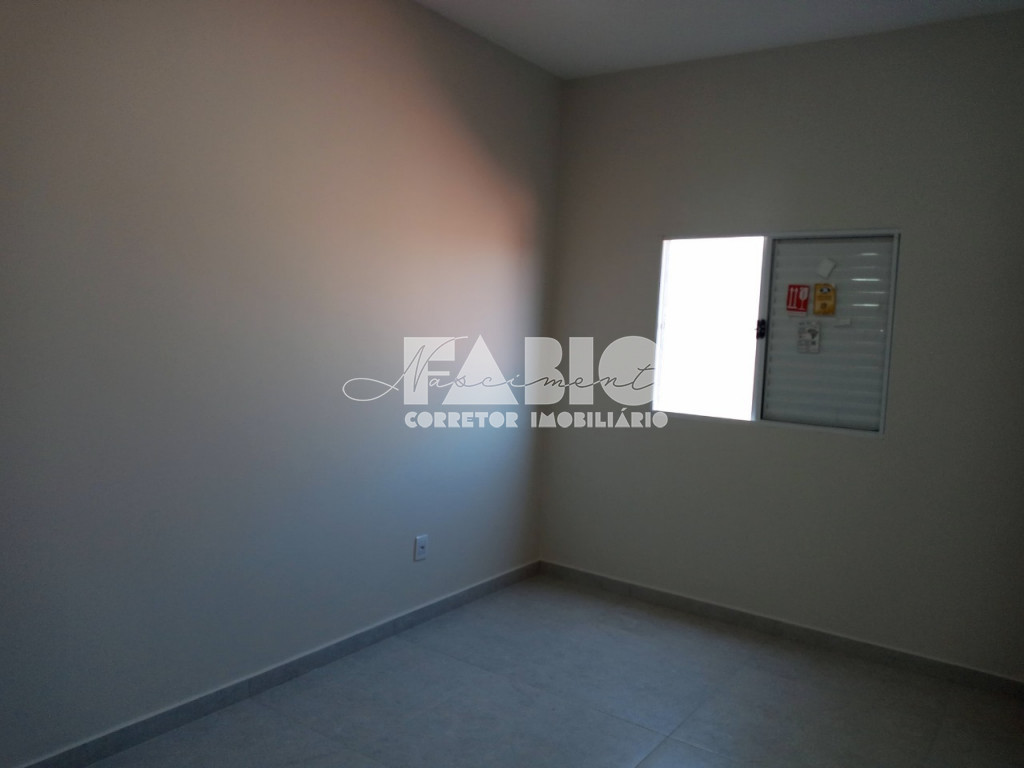 Casa com 3 quartos à venda, 75m² — foto 9 de 11