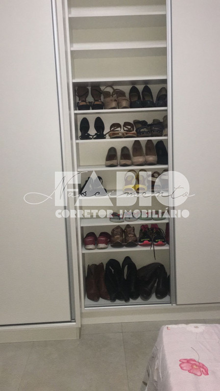 Casa de Condomínio com 2 quartos à venda, 140m² — foto 18 de 25