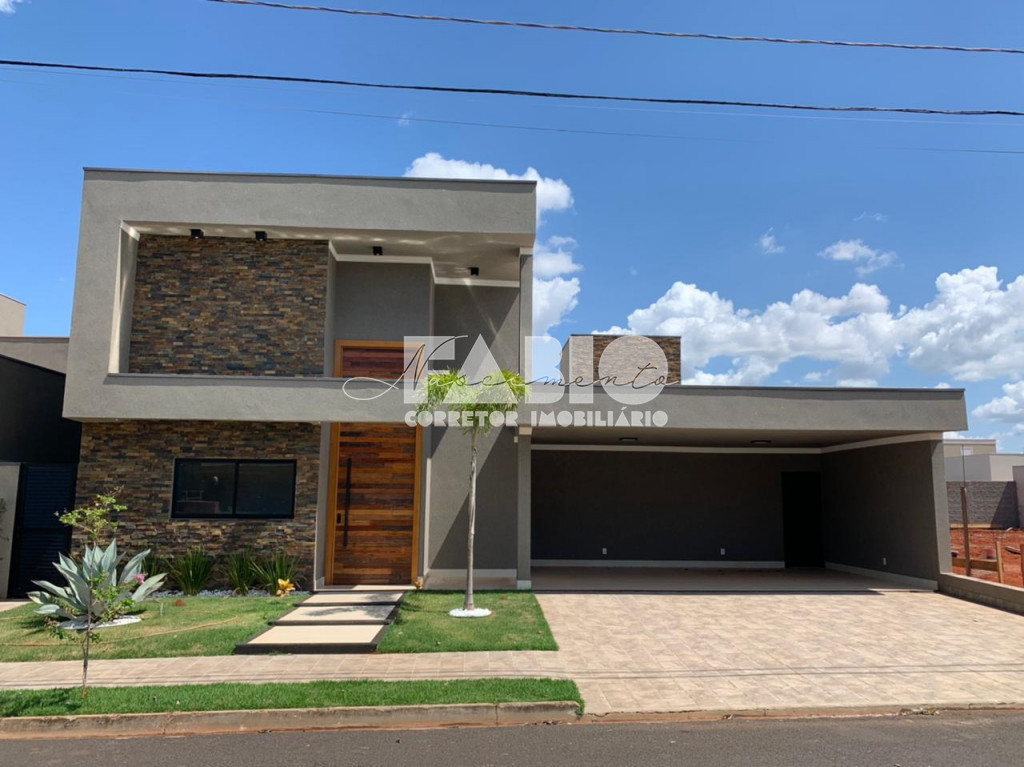 Casa de Condomínio com 3 quartos à venda, 250m² — foto 2 de 30