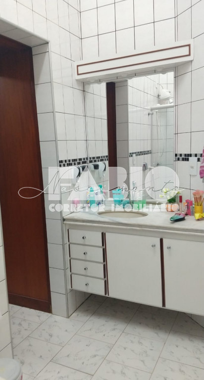 Apartamento com 3 quartos à venda, 162m² — foto 18 de 29