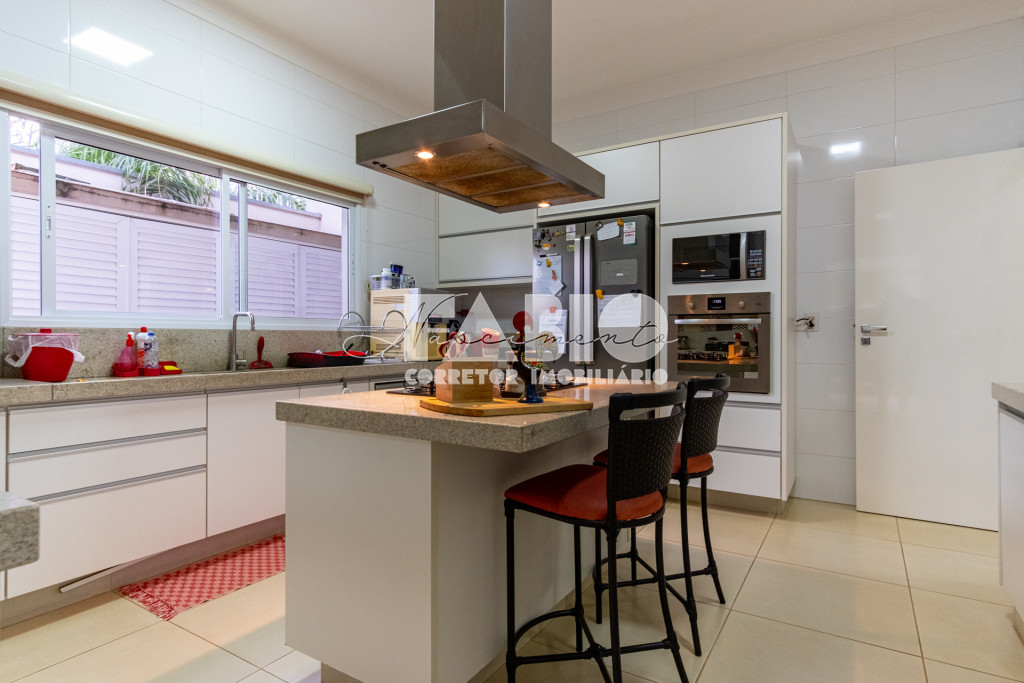 Casa de Condomínio com 3 quartos à venda, 260m² — foto 20 de 30
