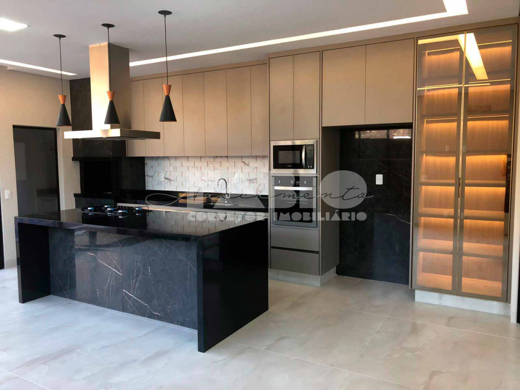 Casa de Condomínio com 4 quartos à venda, 248m² — foto 13 de 18