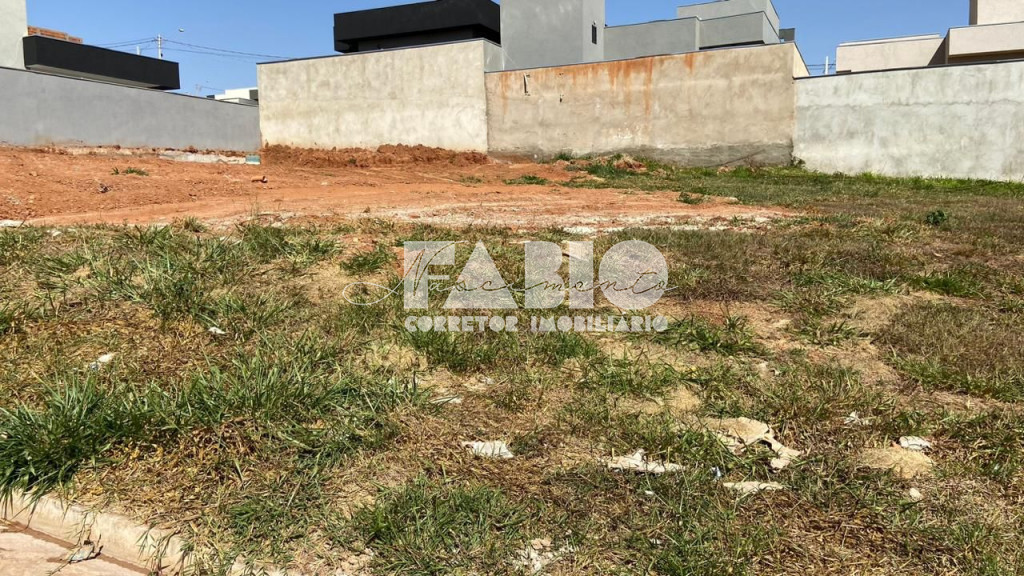 Terreno / Lote / Condomínio  à venda, 253m² — foto 4 de 5