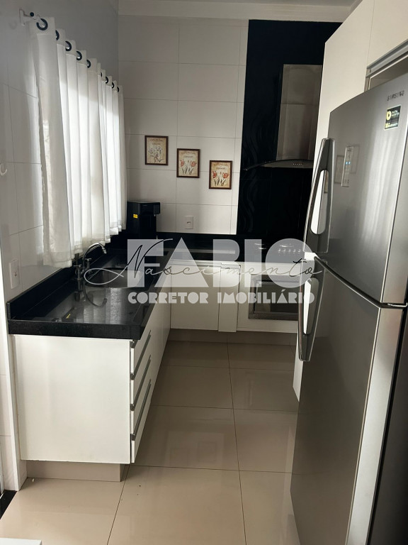 Casa de Condomínio com 3 quartos à venda, 170m² — foto 11 de 30