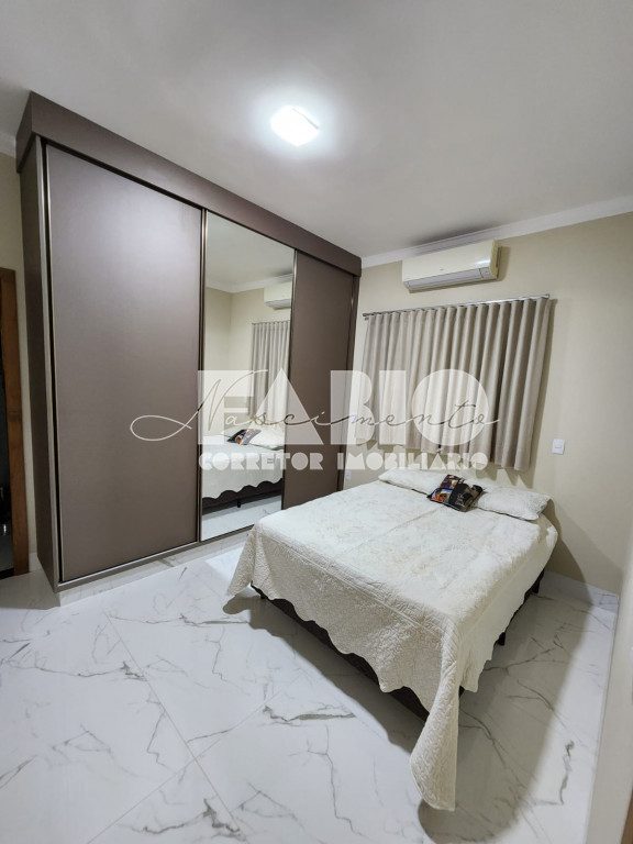Casa com 3 quartos à venda, 120m² — foto 5 de 17