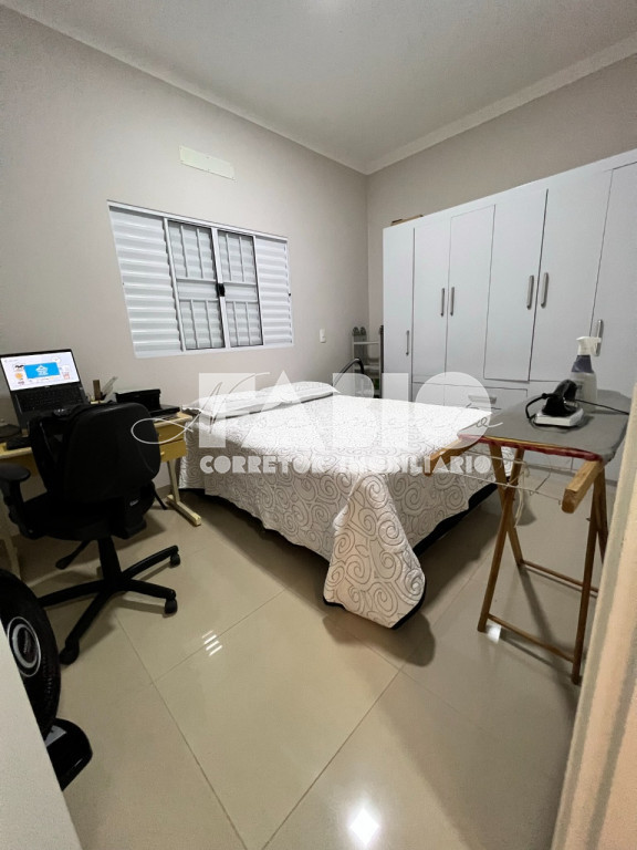 Casa com 2 quartos à venda, 94m² — foto 2 de 17