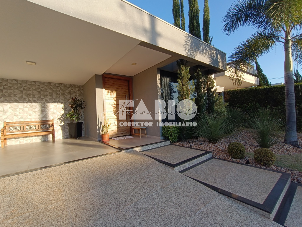 Casa de Condomínio com 3 quartos à venda, 226m² — foto 4 de 30