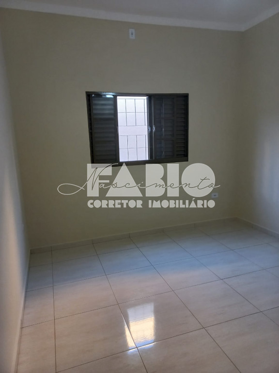 Casa com 3 quartos à venda, 130m² — foto 15 de 17