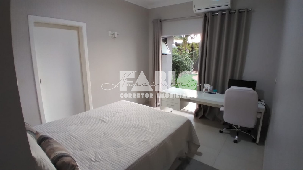 Casa de Condomínio com 3 quartos à venda, 218m² — foto 4 de 19