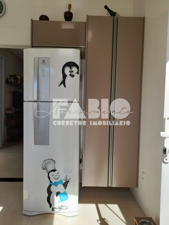 Casa com 2 quartos à venda, 90m² — foto 2 de 11