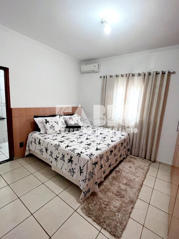 Casa com 3 quartos à venda, 165m² — foto 20 de 25