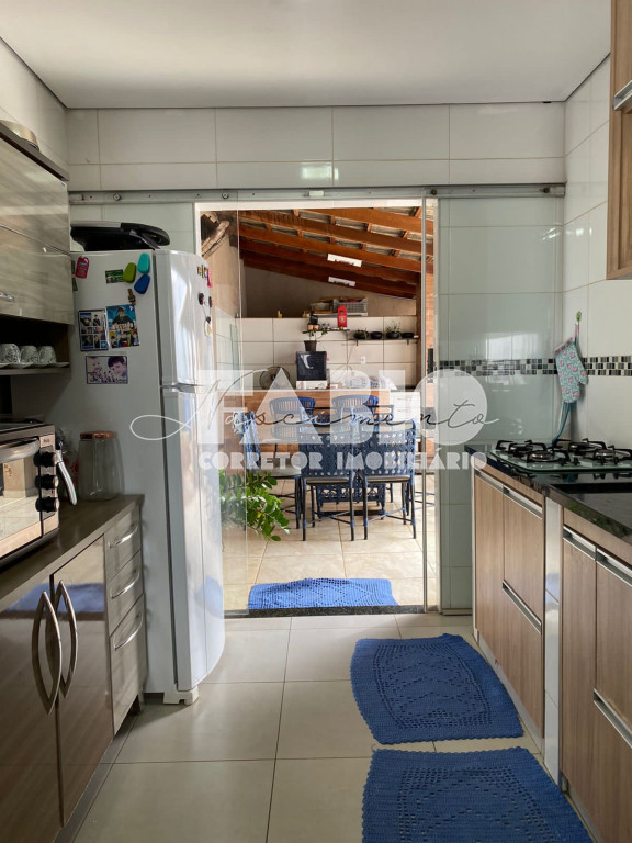 Casa com 2 quartos à venda, 100m² — foto 4 de 29