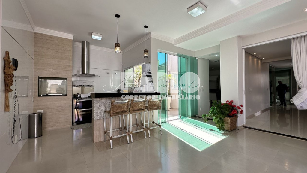 Casa de Condomínio com 4 quartos à venda, 310m² — foto 18 de 30