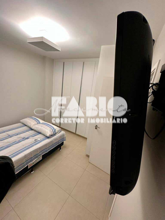 Apartamento com 2 quartos à venda, 80m² — foto 3 de 9