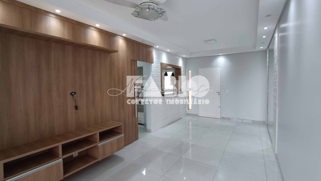 Apartamento com 2 quartos à venda, 70m² — foto 3 de 12