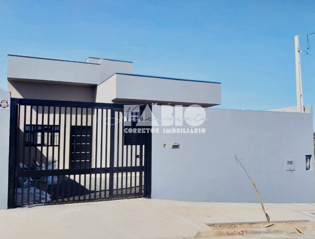 Casa com 3 quartos à venda, 74m² — foto 1 de 9