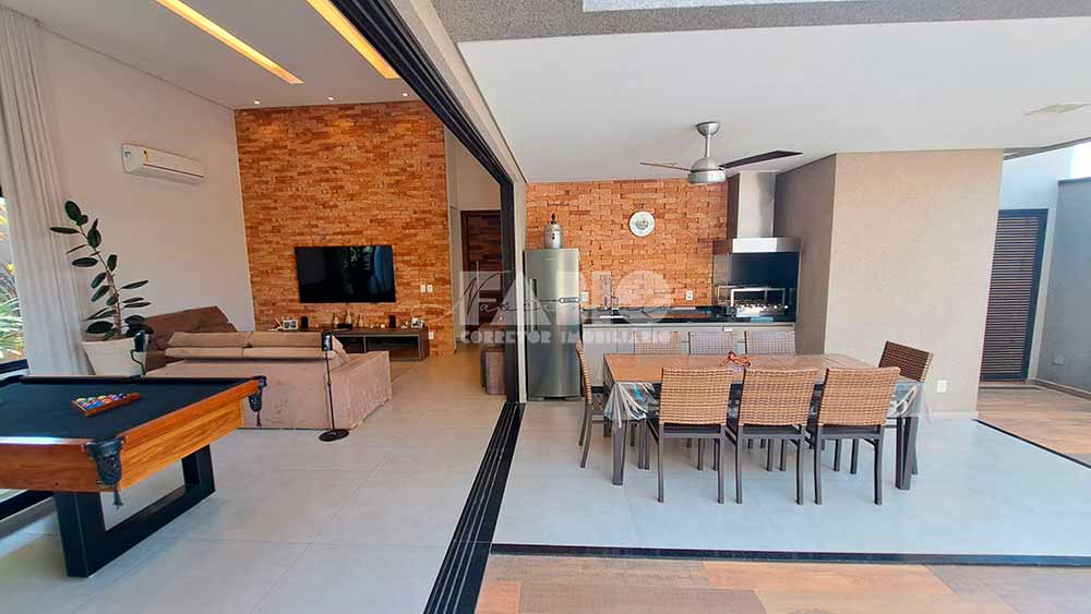 Casa de Condomínio com 3 quartos à venda, 200m² — foto 14 de 30