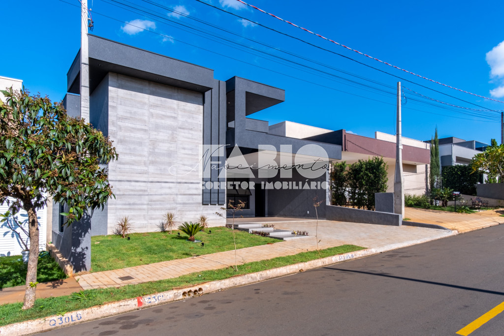 Casa de Condomínio com 3 quartos à venda, 222m² — foto 1 de 28