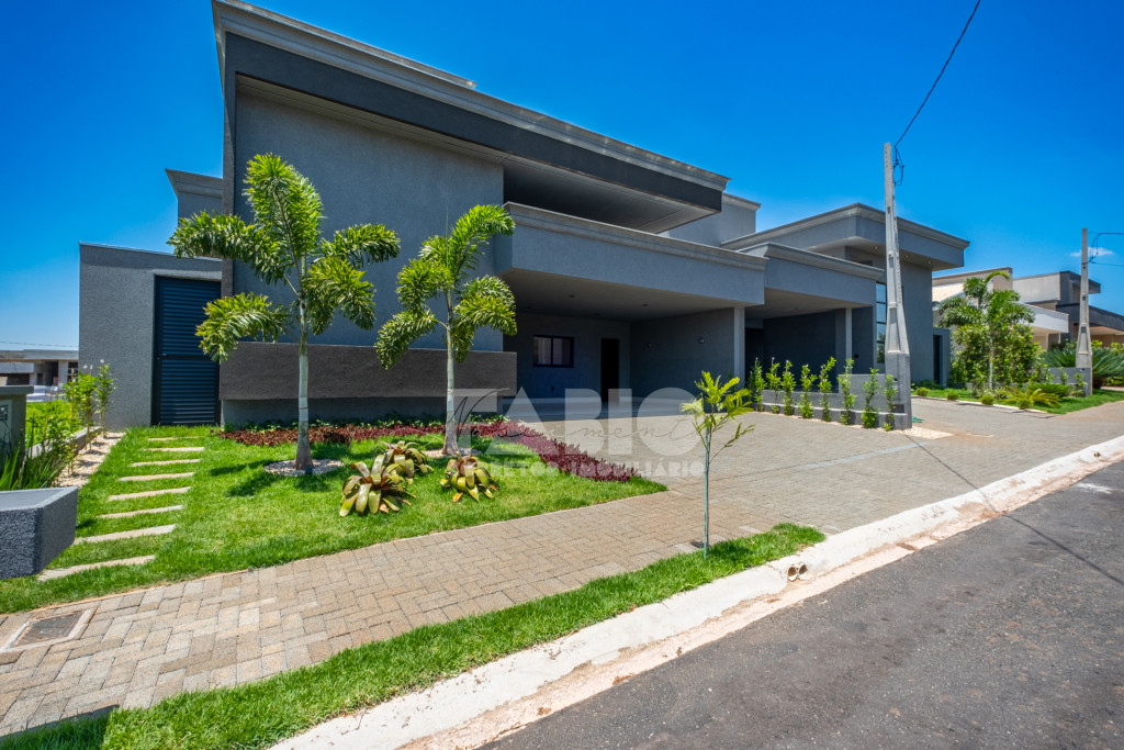 Casa de Condomínio com 3 quartos à venda, 215m² — foto 4 de 29
