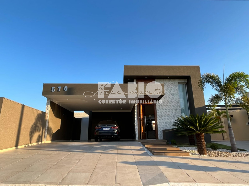 Casa de Condomínio com 4 quartos à venda, 250m² — foto 2 de 29