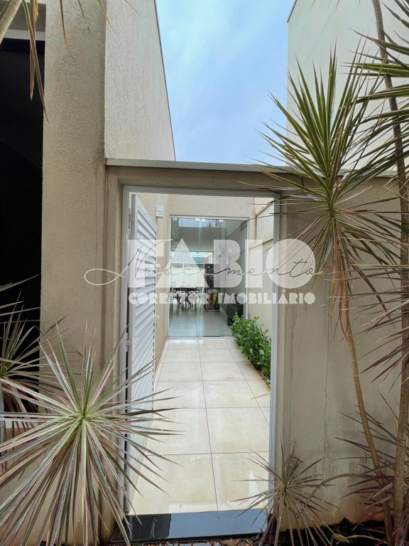 Casa de Condomínio com 3 quartos à venda, 170m² — foto 2 de 15