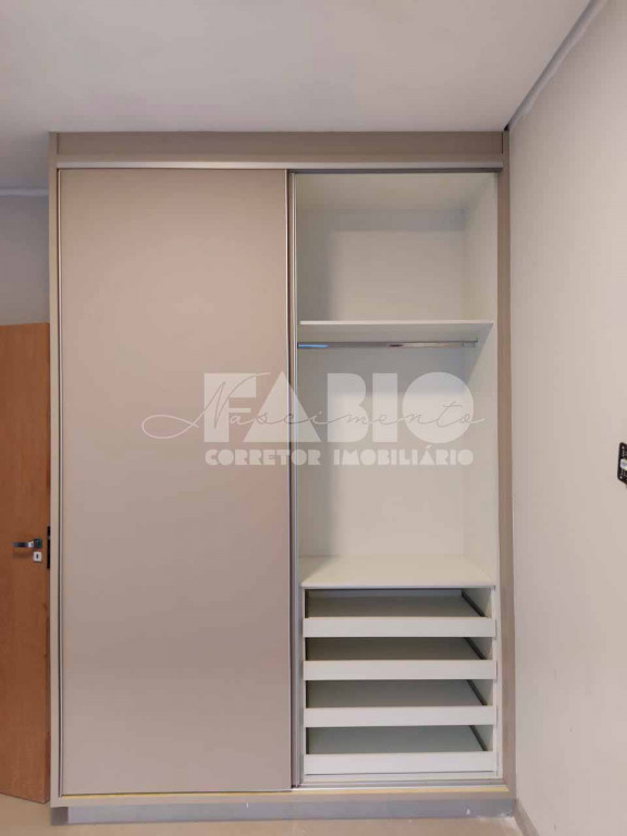 Casa de Condomínio com 3 quartos à venda, 161m² — foto 8 de 23