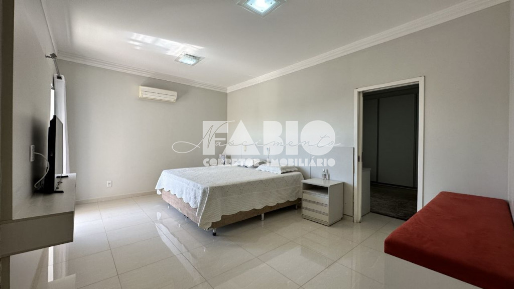 Casa de Condomínio com 4 quartos à venda, 310m² — foto 19 de 30