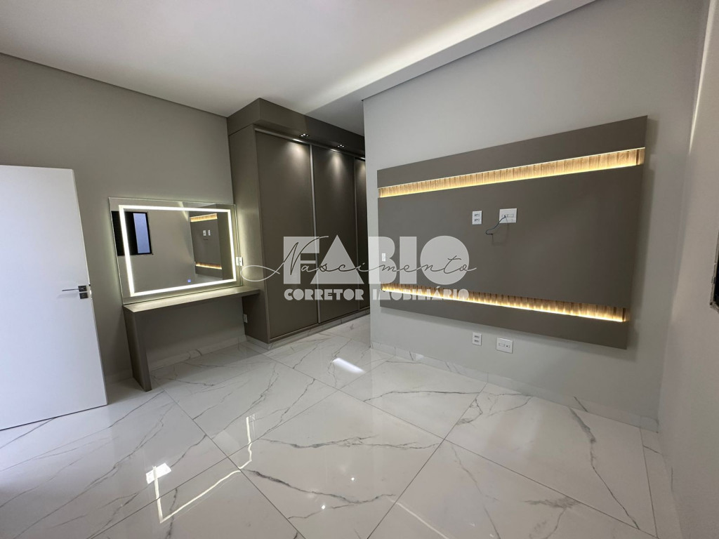 Casa de Condomínio com 3 quartos à venda, 300m² — foto 15 de 29