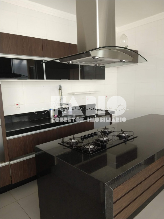 Casa de Condomínio com 3 quartos à venda, 221m² — foto 6 de 15