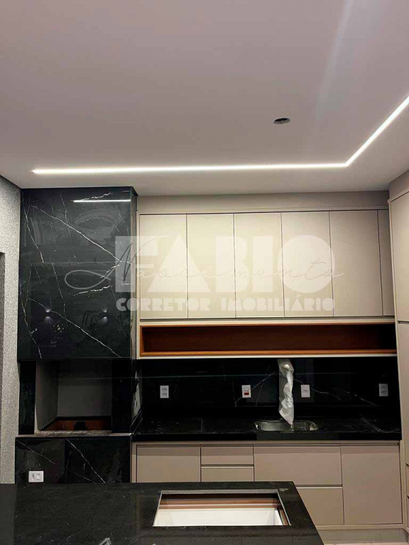 Casa de Condomínio com 3 quartos à venda, 161m² — foto 14 de 23